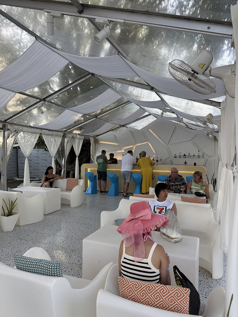 Карон, Dinner in the Sky Phuket | Restaurant время работы