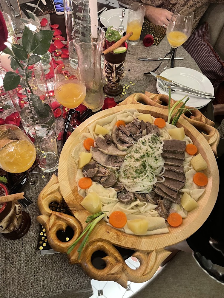 Chalong, AlmaAta Kazakhstan Restaurant где находится