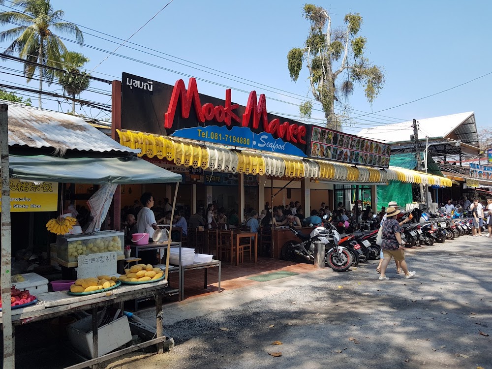 Раваи, Рынок морепродуктов Равай сходить