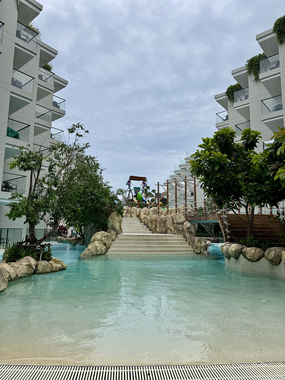 Карон, Отель Phuket Emerald Beach добраться самостоятельно