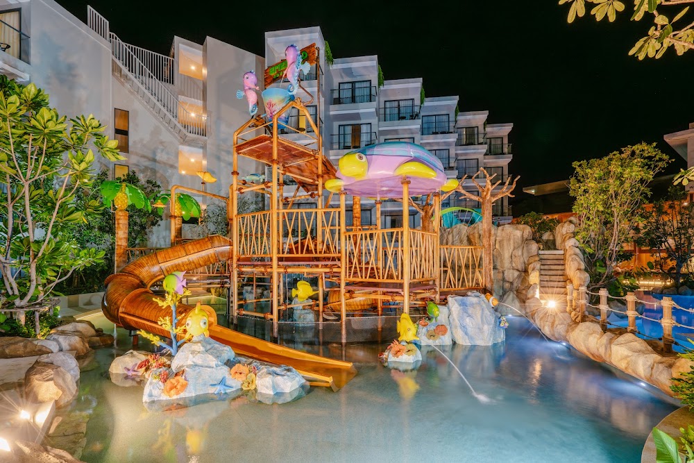 Карон, Phuket Emerald Beach Resort как добраться