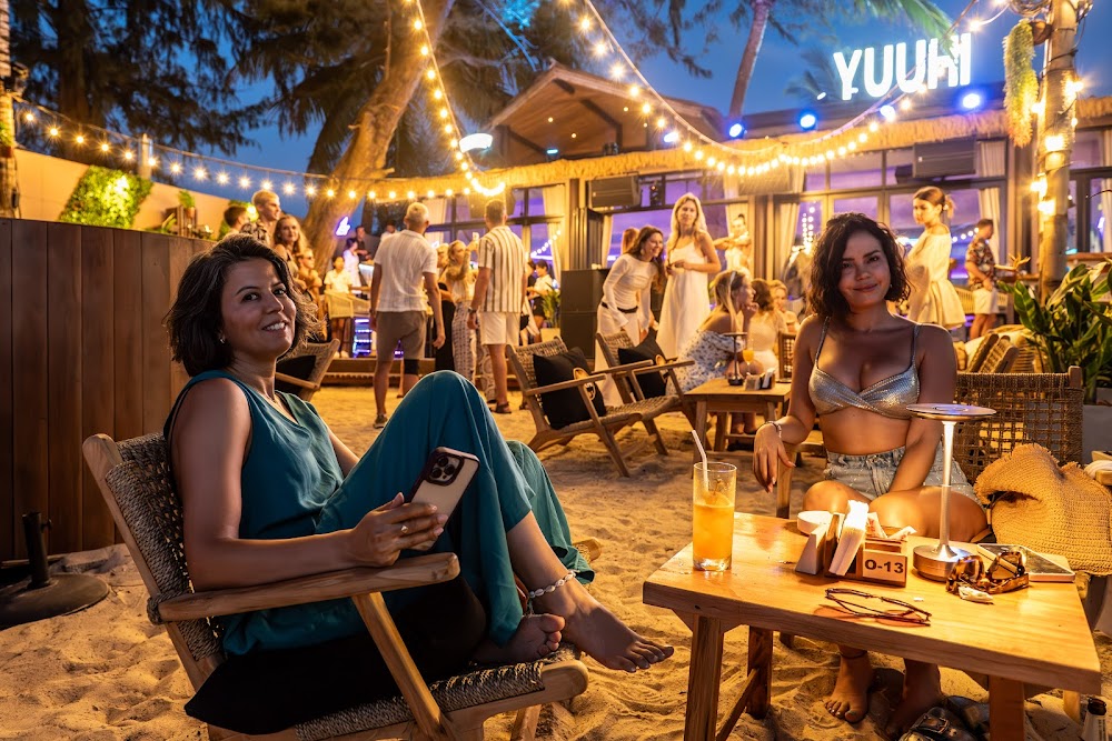 Банг Тао, YUUHI Beach Club & Karaoke часы работы