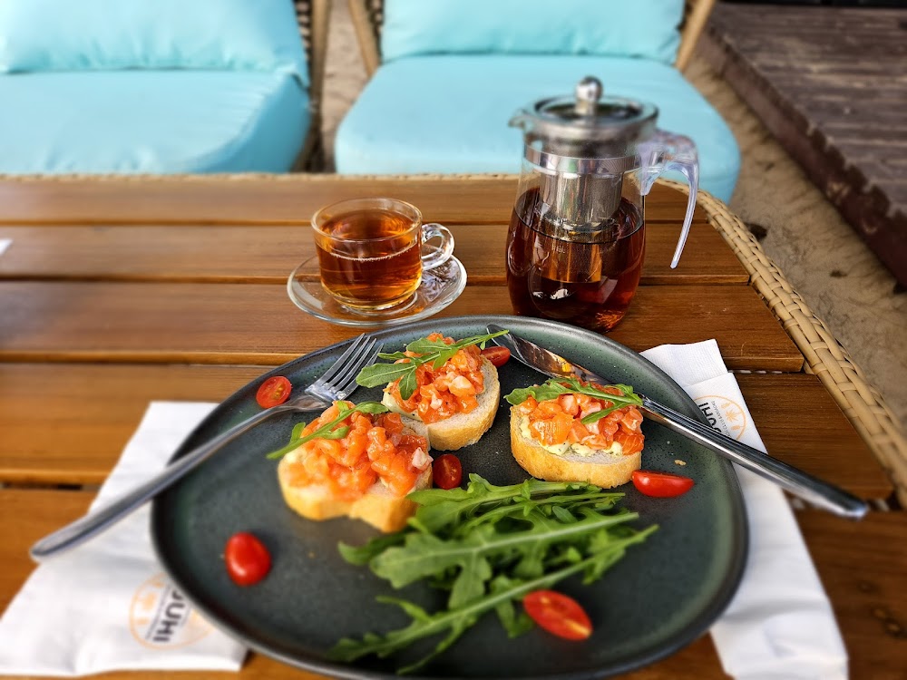 Банг Тао, YUUHI Beach Club & Karaoke найти