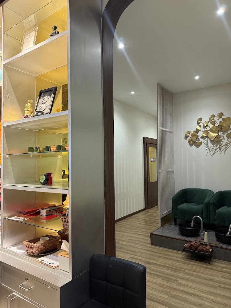 Патонг, Lyn’s Spa & Massage найти