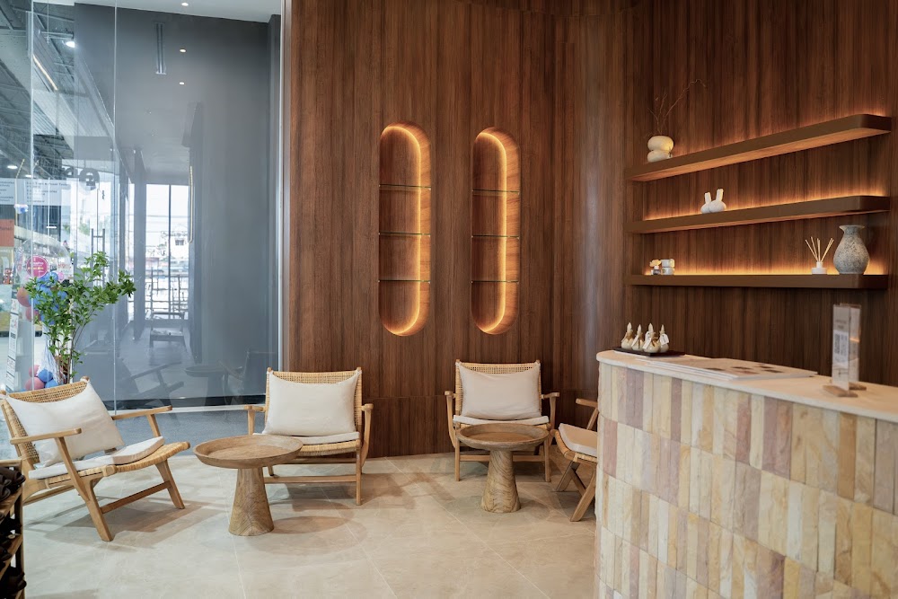 Банг Тао, Pinewood Massage and Spa адрес