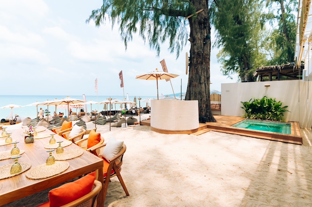 Банг Тао, Solis Beach Club Phuket часы работы