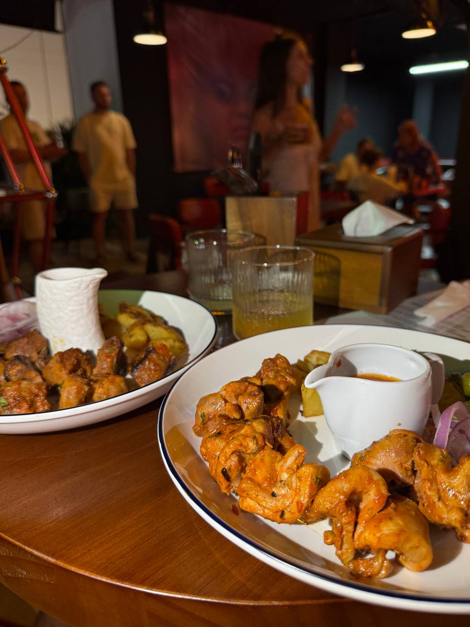 Ката, Вечно Молодой | Bar фото