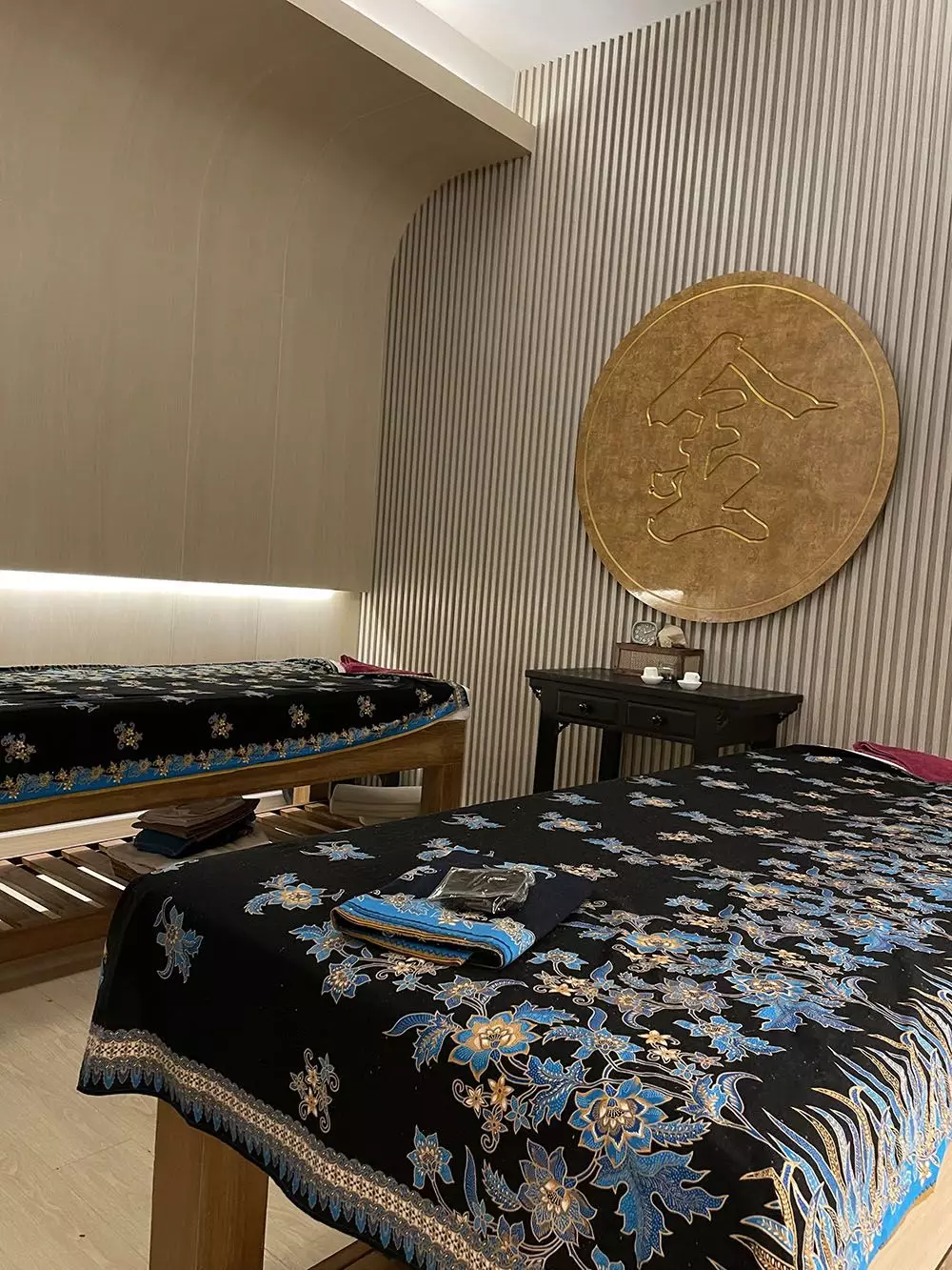 Phuket Town, Kim’s Massage & Spa 12 Old Town Thalang Road explore