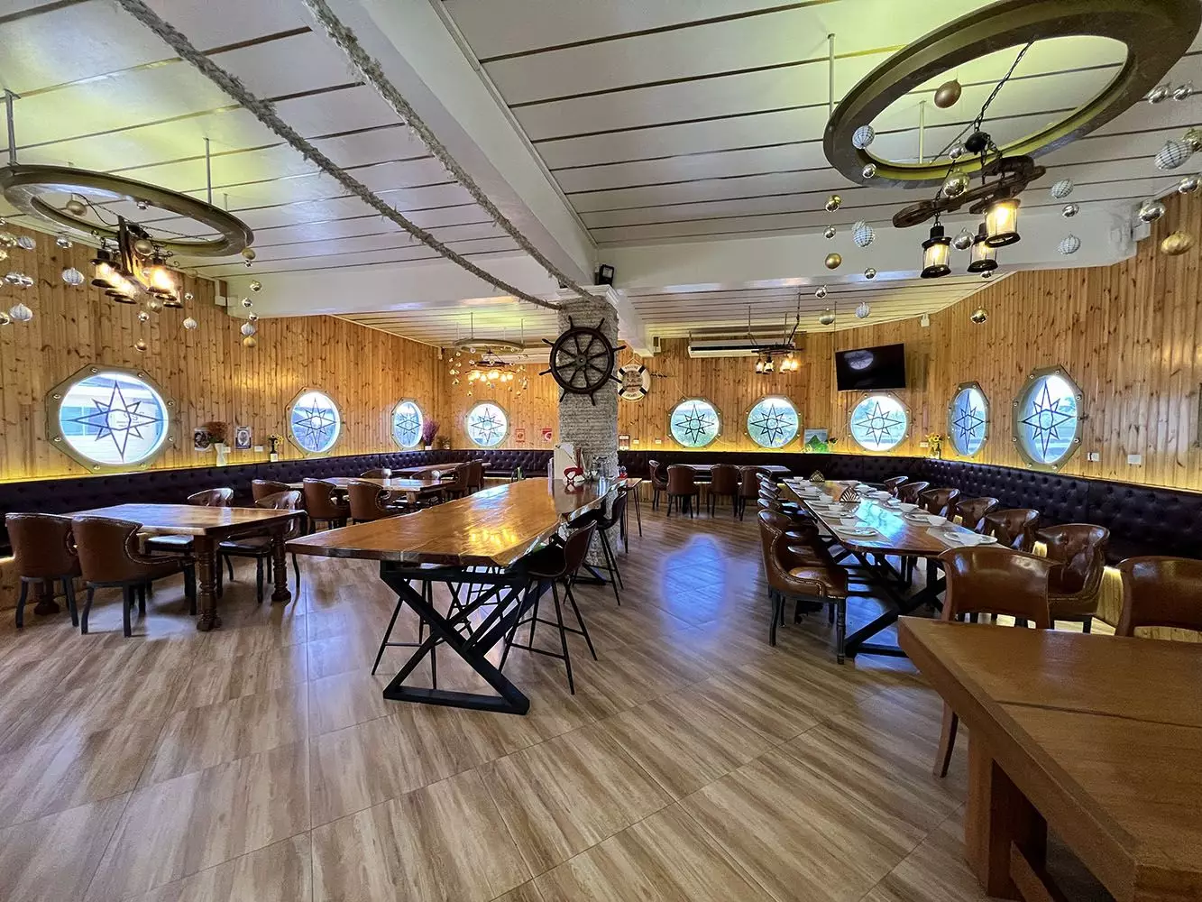 Phuket Town, TONOAK SEAFOOD&CAFE время работы