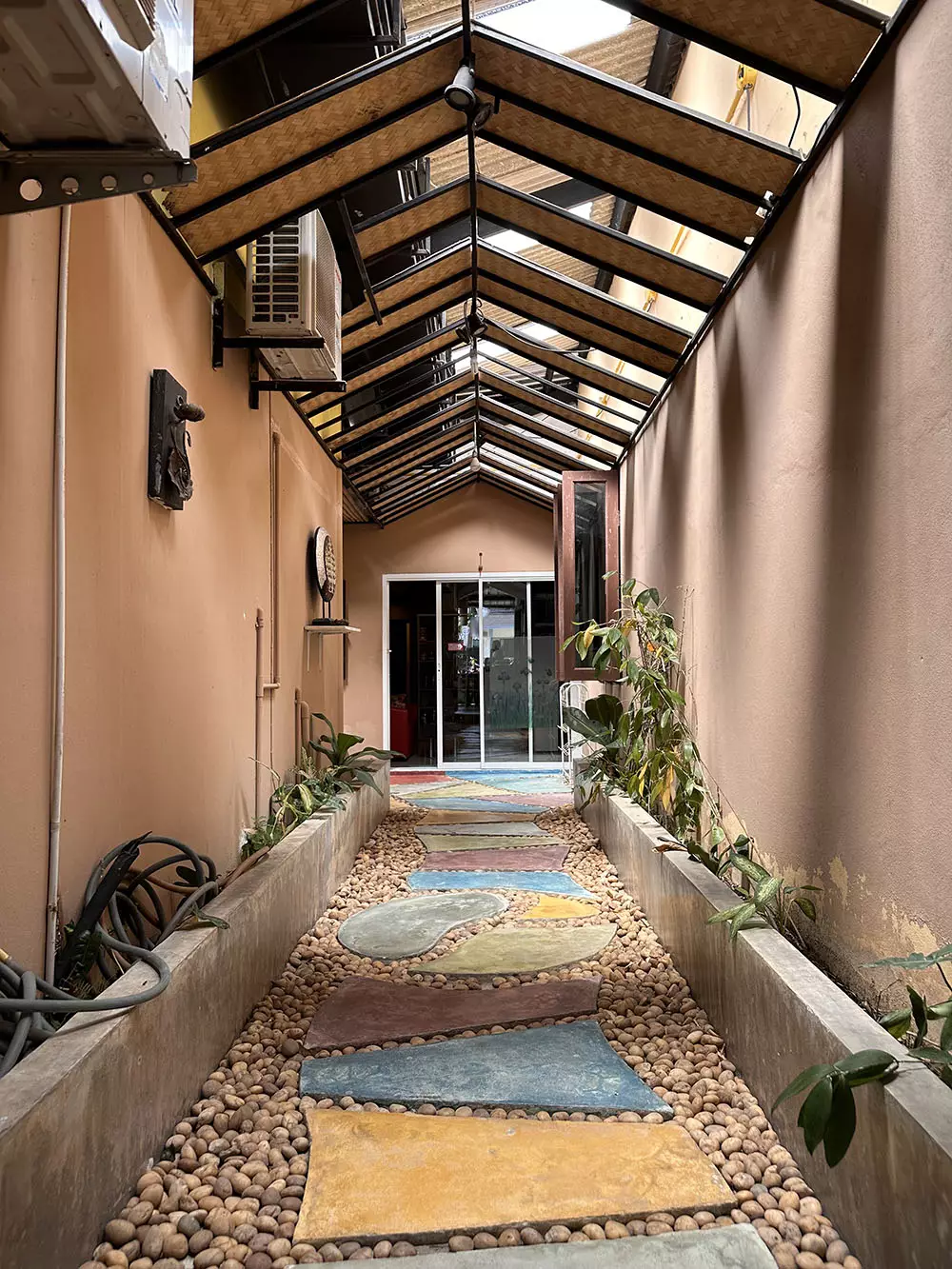Bang Tao, Baan SaBai Thai massage and spa working hours