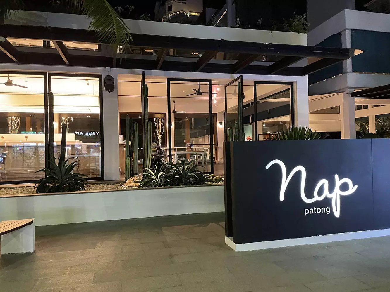 Patong, Nam Health часы работы