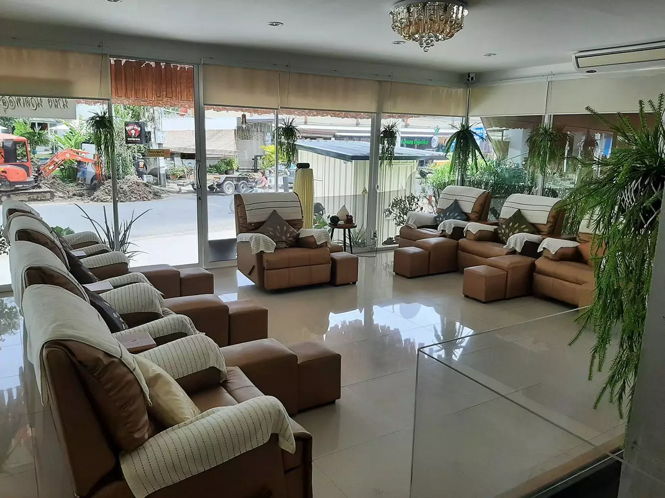 Nai Harn, Nam Phueng Massage & Wellbeing directions