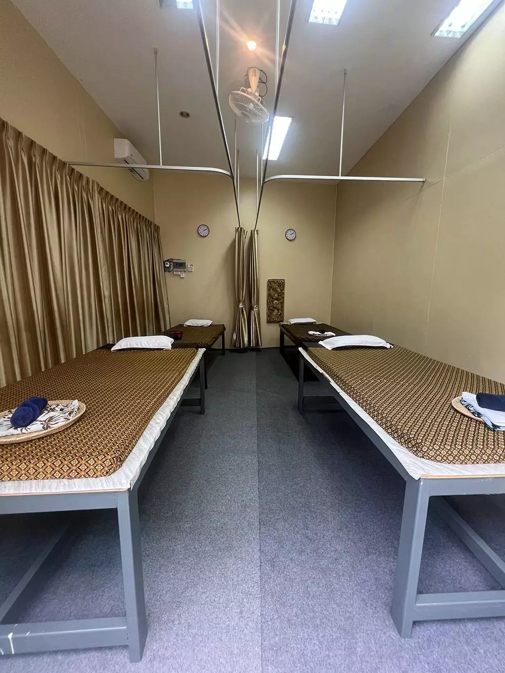 Karon, Charming Massage directions