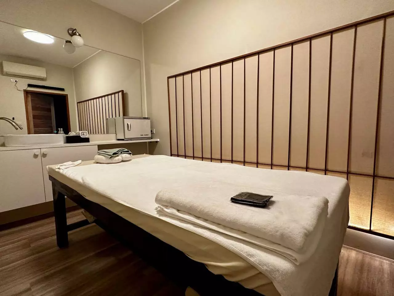 Rawai, Soft Spot Massage directions