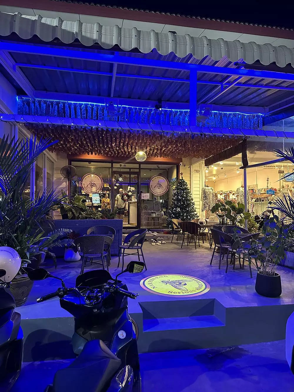 Nai Harn, Nam Phueng Massage & Wellbeing how to get there