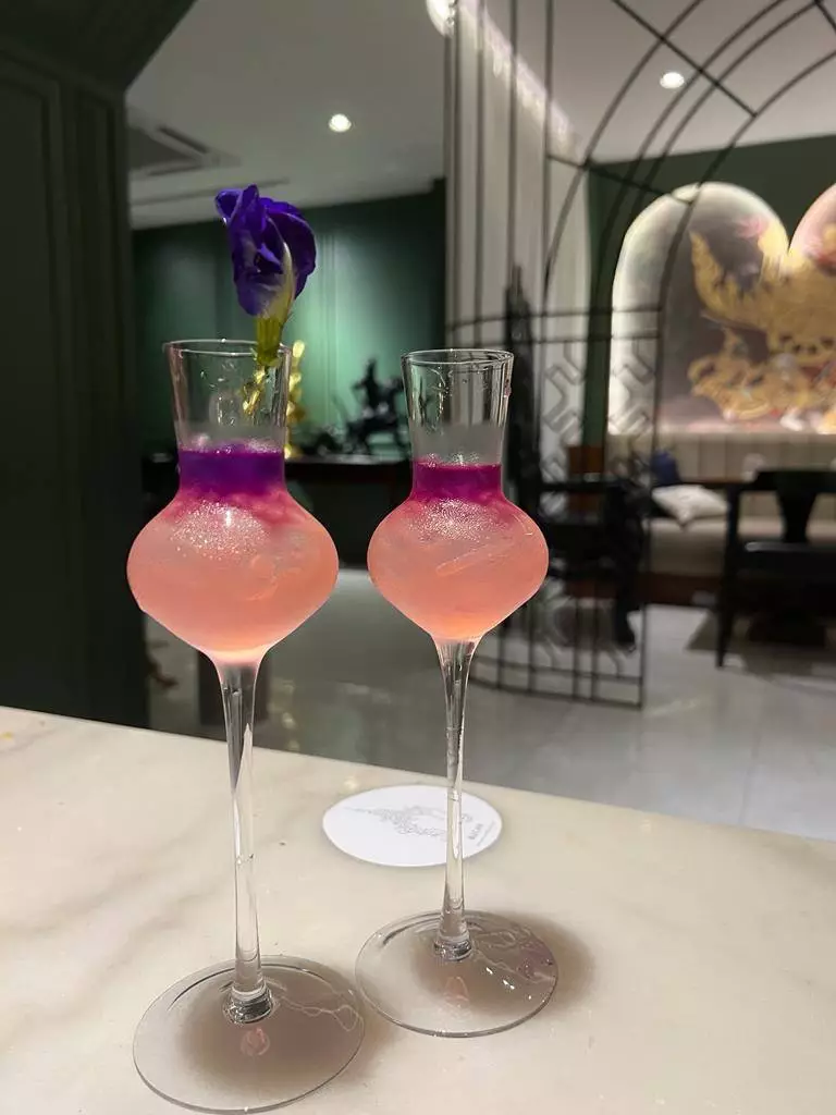 Chalong, Bucha Gallery and Restaurant посетить