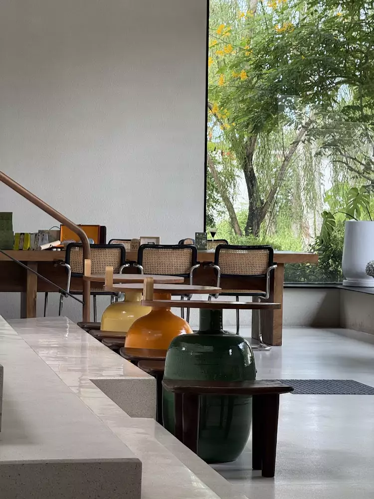 Bang Tao, Tree O’clock Gallery & Restaurant opening hours