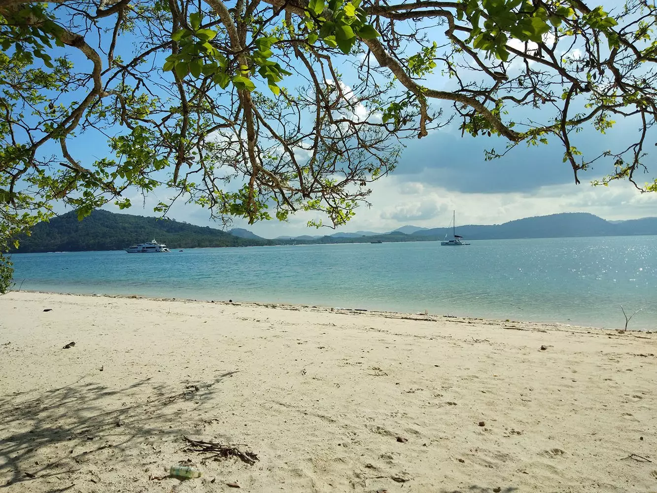 Rang Yai Island explore