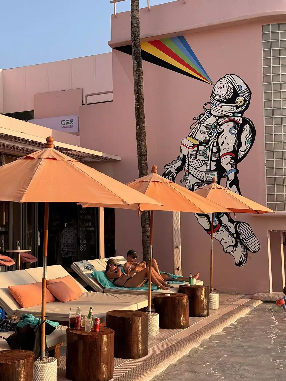 Karon, Zippy Day Club найти