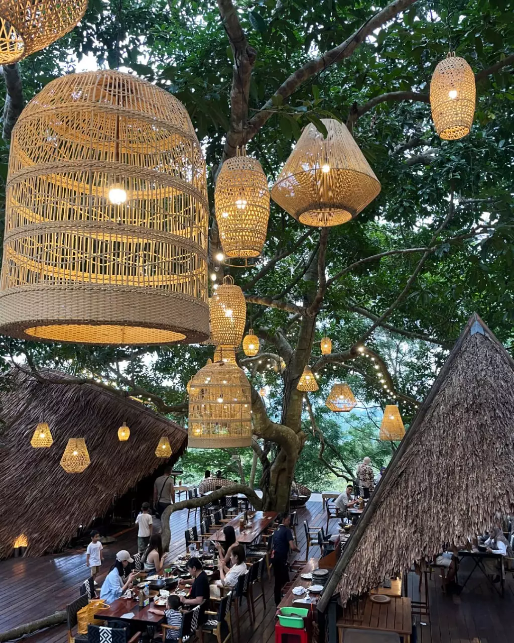 Phuket Town, Three Monkeys Restaurant как доехать