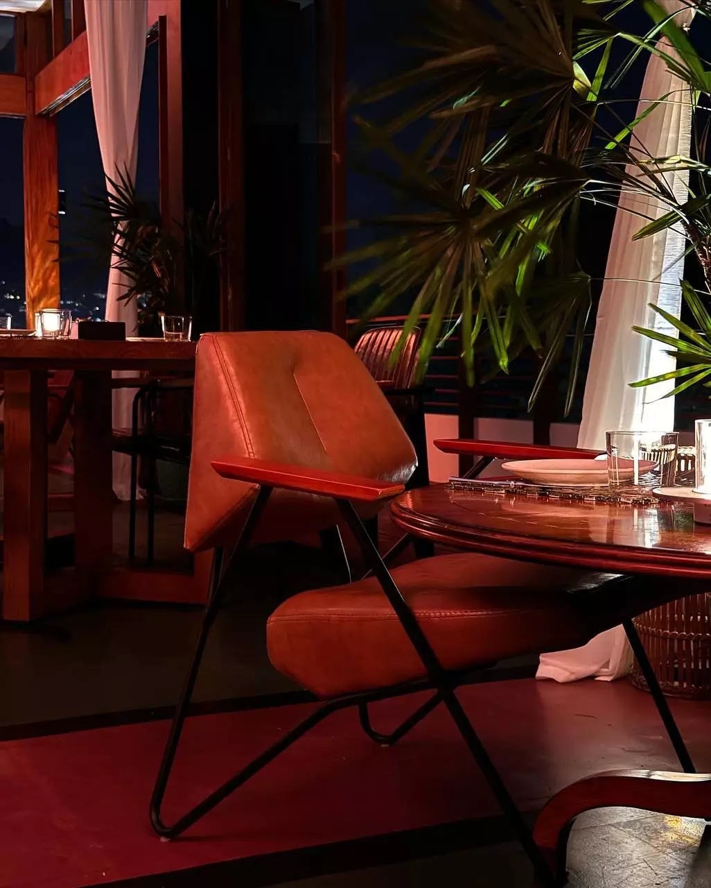 Kata, Sunlique Gastrobar & Restaurant добраться самостоятельно