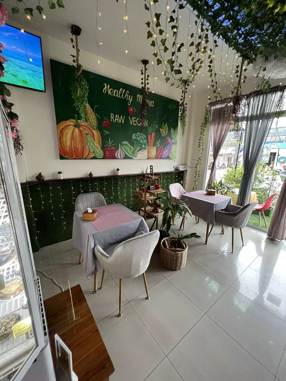 Rawai, HEALTHY MANIA RAW VEGAN CAFE explore