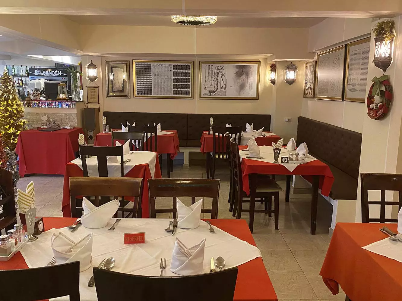 Phuket Town, Salute – Temple Of Italian Cuisine working hours