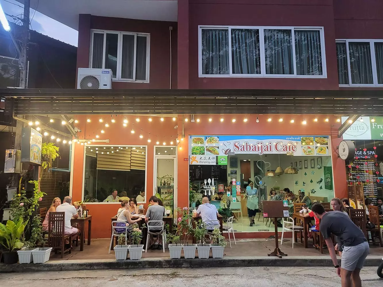 Karon, Sabaijai cafe добраться самостоятельно