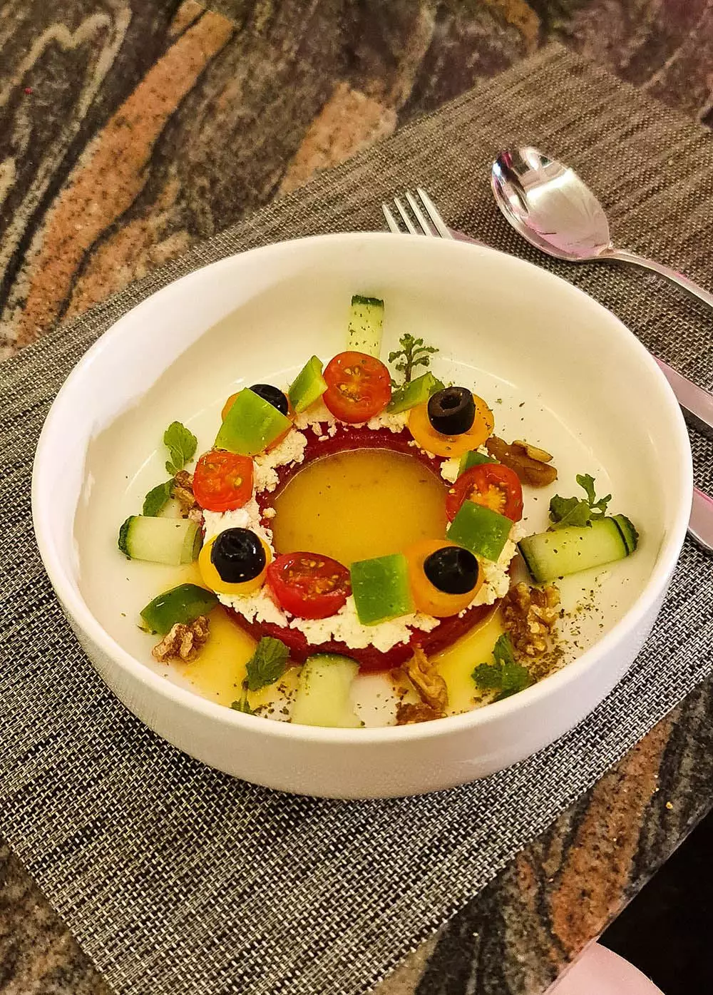 Bang Tao, Eden by the Lake Restaurant & Lounge on Boat Avenue, Phuket (Eden Grill) как добраться
