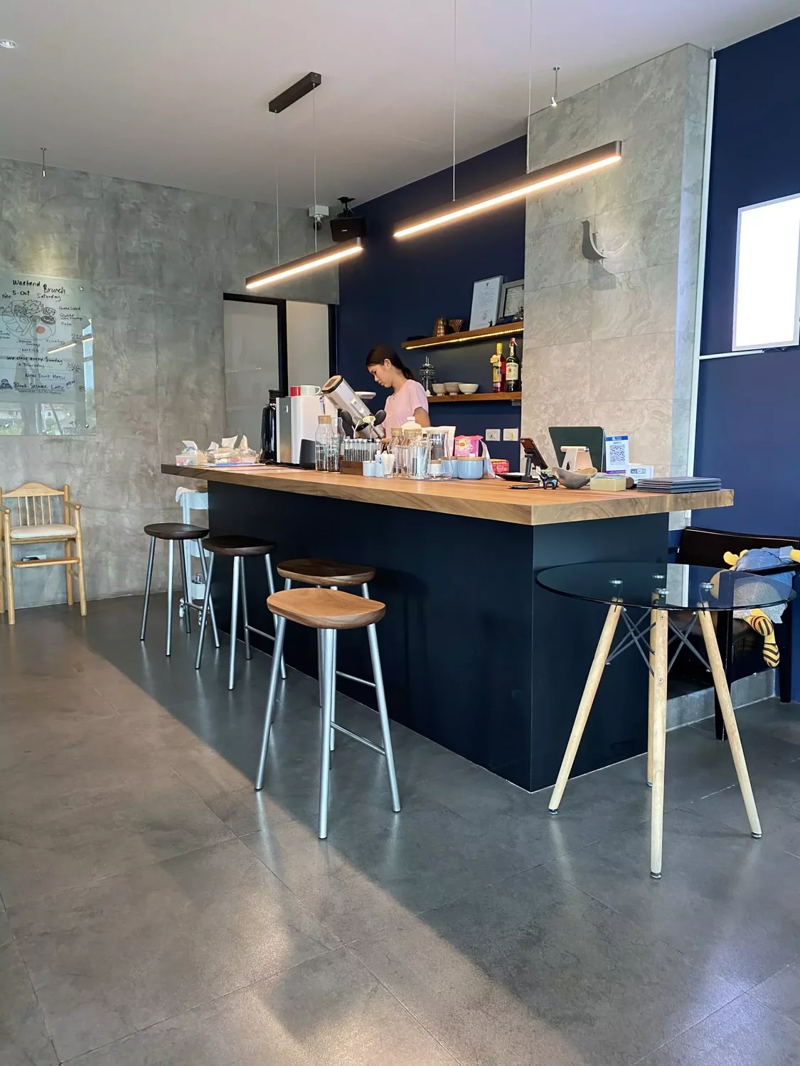 Chalong, Breeze and Bluebird, Roastery Cafe & Japanese Bistro адрес