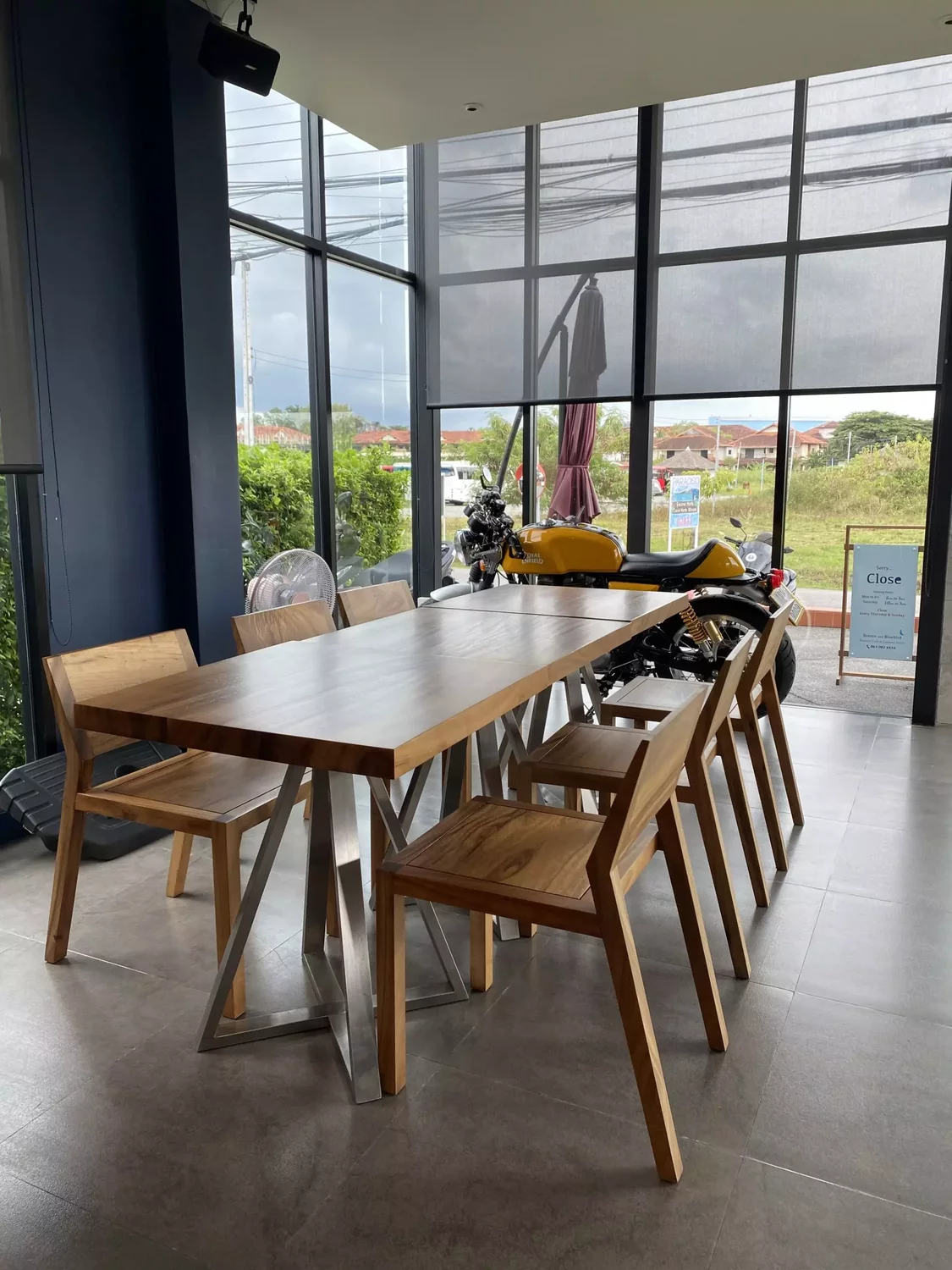 Chalong, Breeze and Bluebird, Roastery Cafe & Japanese Bistro посетить