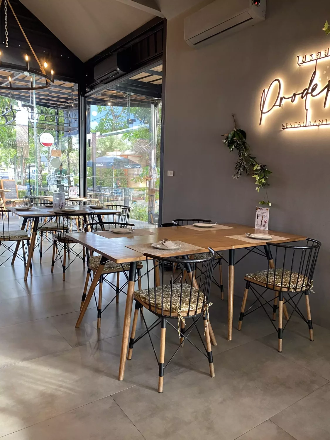 Bang Tao, Prodepran Restaurant & Bar route