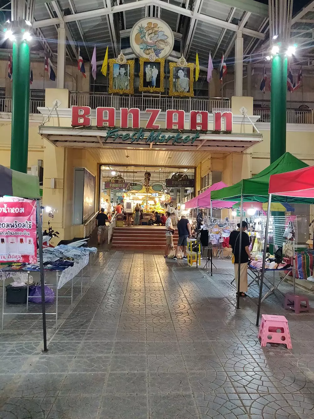 Patong, Продуктовый рынок Банзаан как доехать
