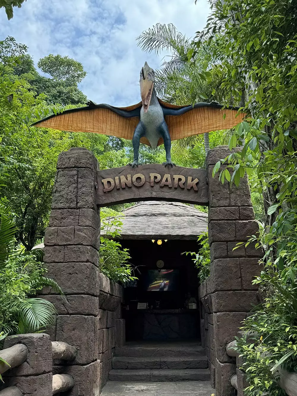 Karon, Dino Park Mini Golf & Restaurant как доехать
