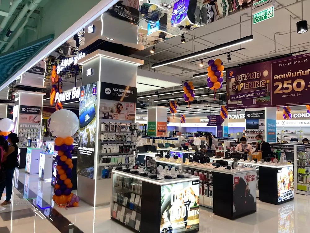 Si Sunthon, Robinson Lifestyle Thalang location
