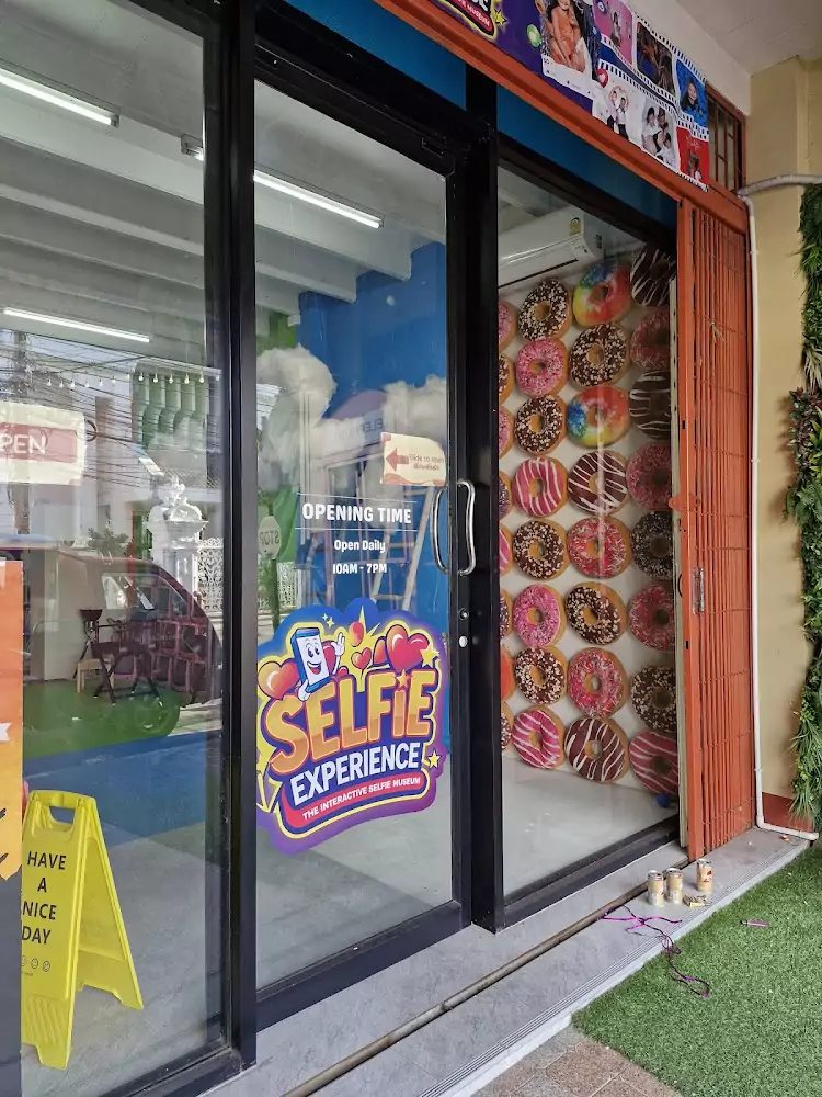 Пхукет таун, The Selfie Experience – Selfie Museum Attraction Phuket точный адрес