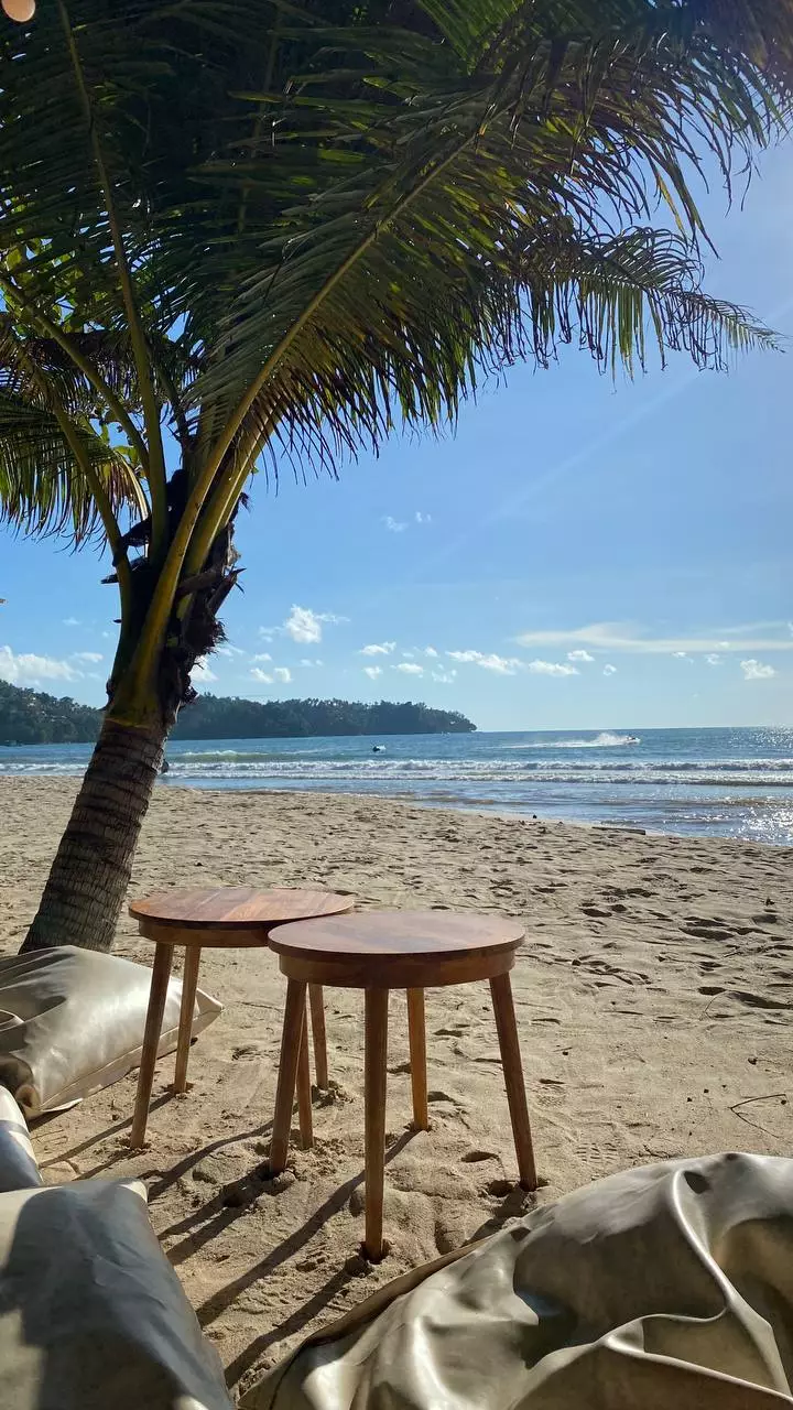 Bang Tao, Tichuca Phuket время работы
