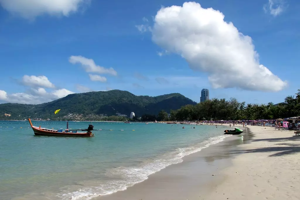 patong-beach-20