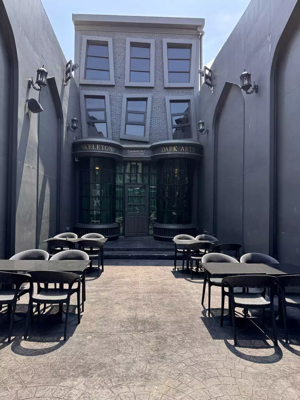 Phuket Town, Mad Hog Tavern (Mad Hog Phuket) где находится