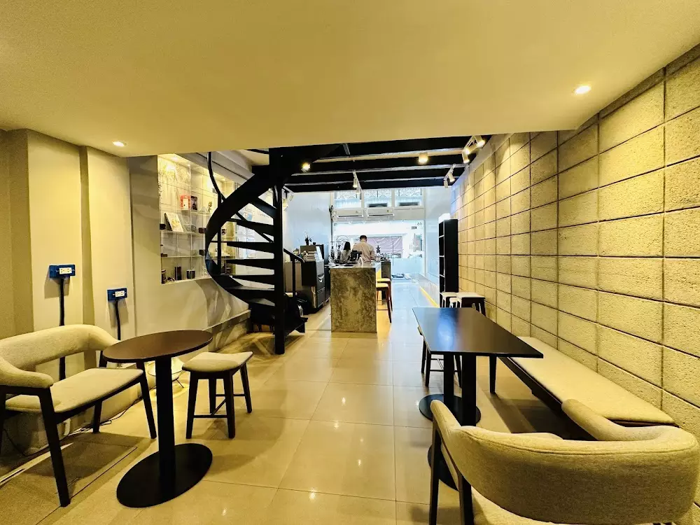 Phuket Town, Sixory Coffee explore