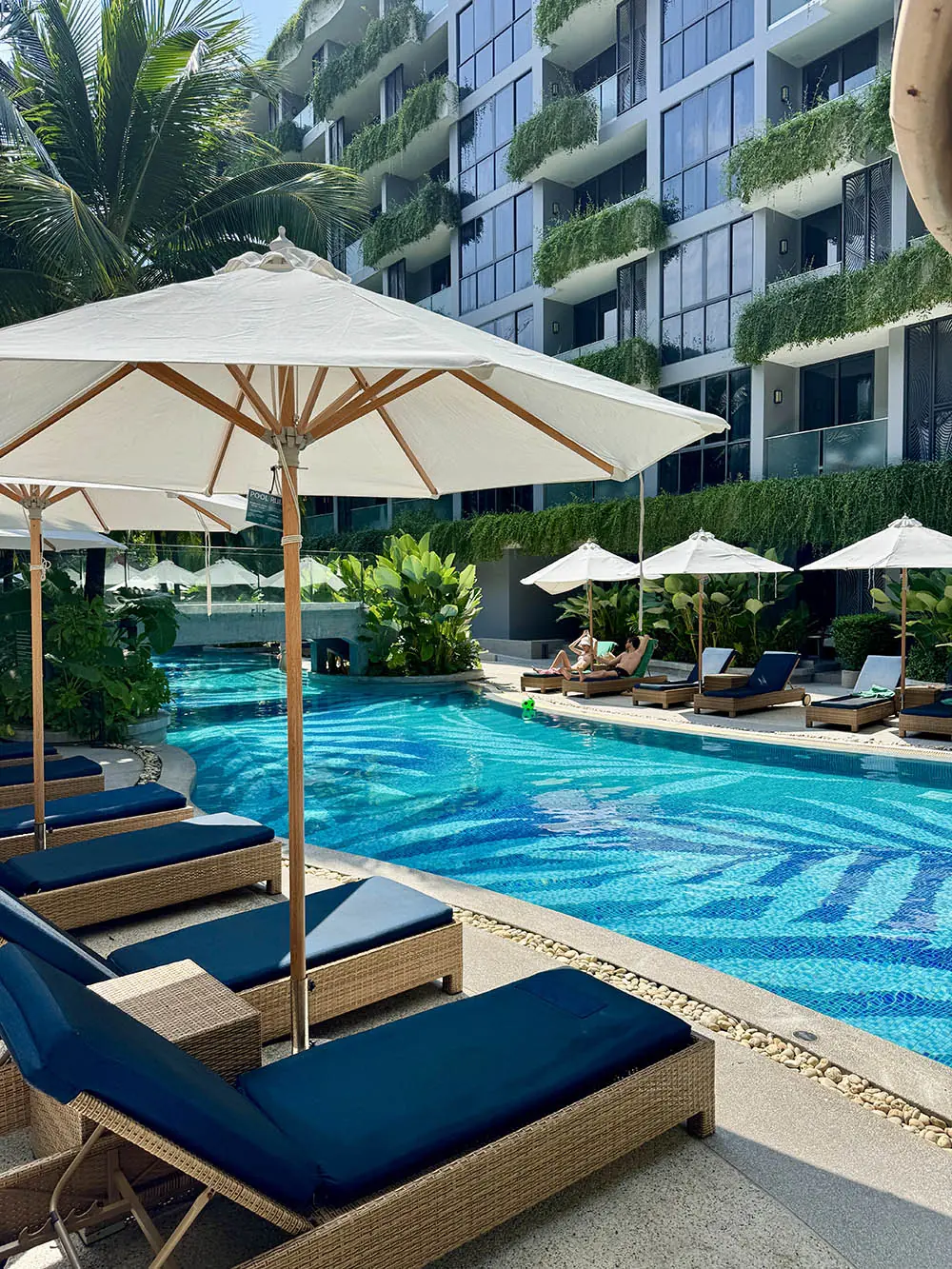 Bang Tao, La Green Hotel and Residence route