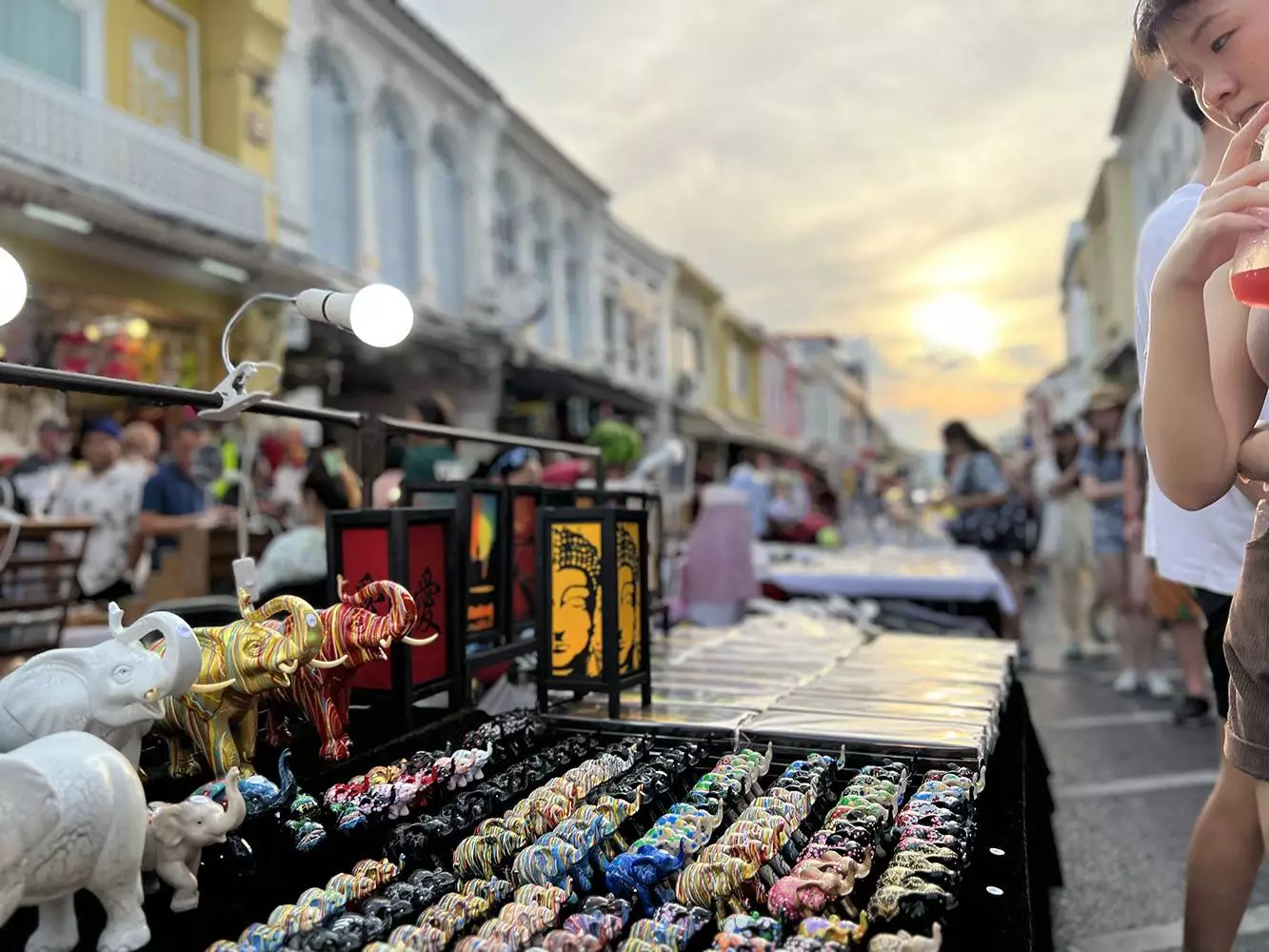 Lard Yai Sunday evening night market in Phuket