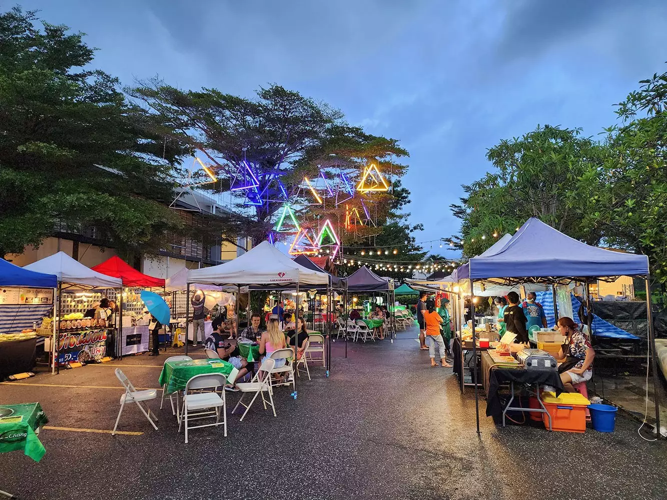 Phuket Indy Night Market in Phuket