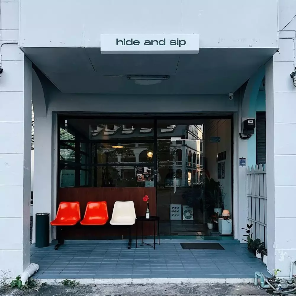 Phuket Town, HIDE AND SIP COFFEE visit