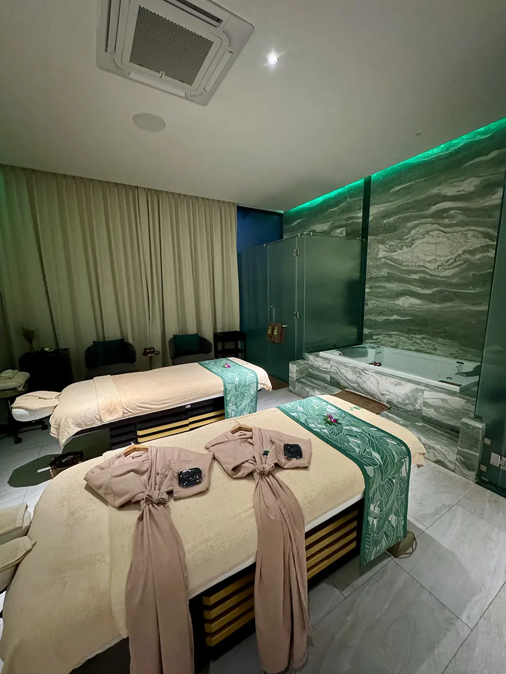 Bang Tao, La Green Hotel and Residence directions
