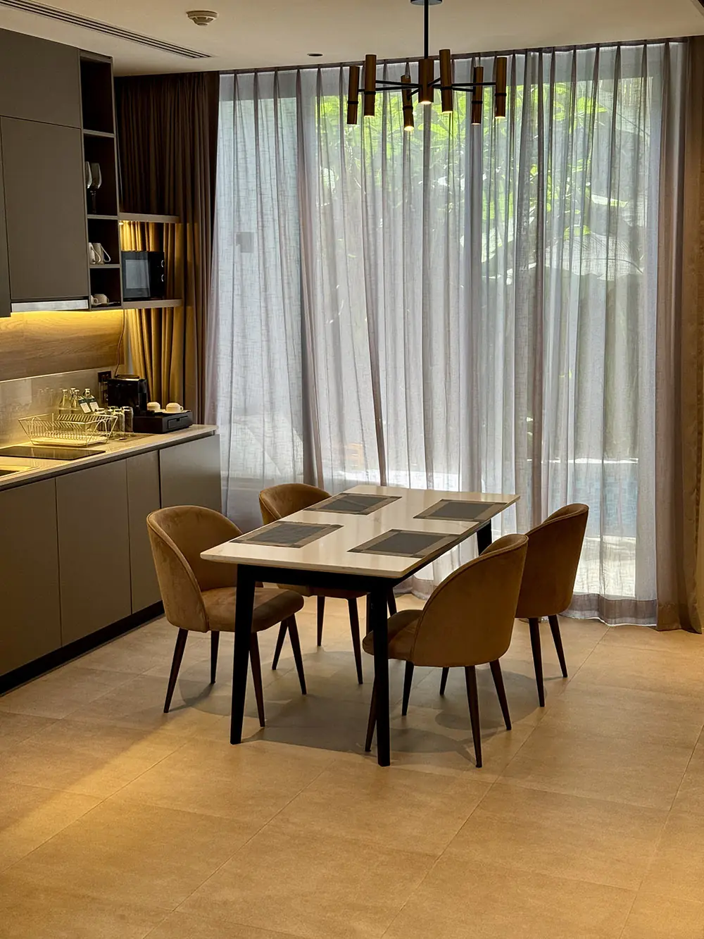 Bang Tao, La Green Hotel and Residence visit