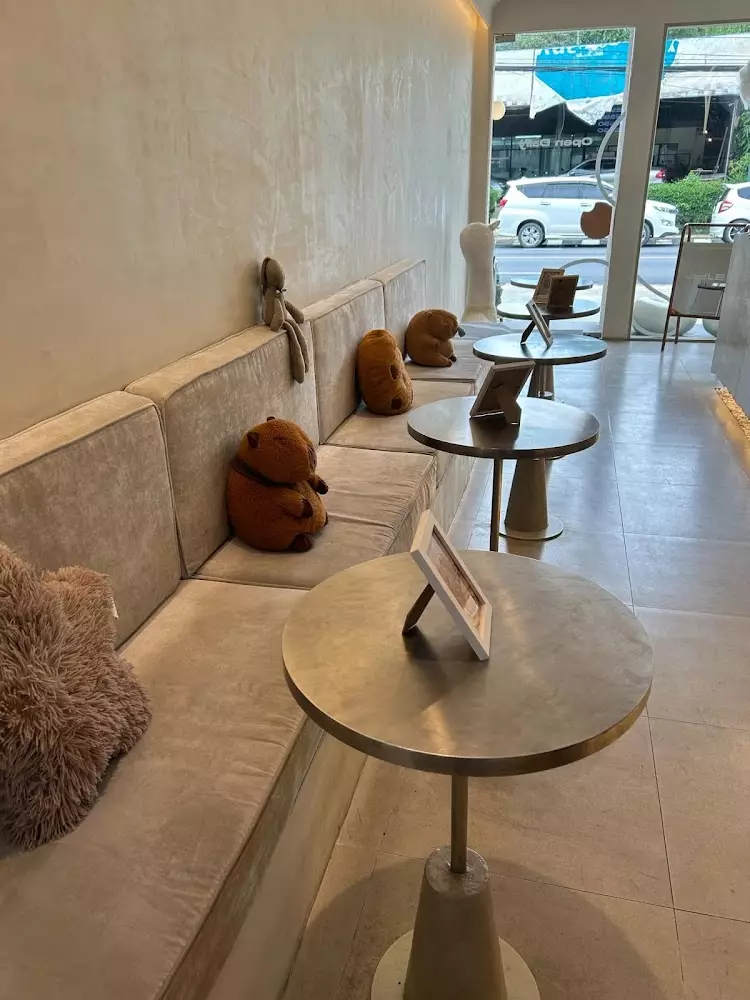 Phuket Town, JULE Coffee & Co найти