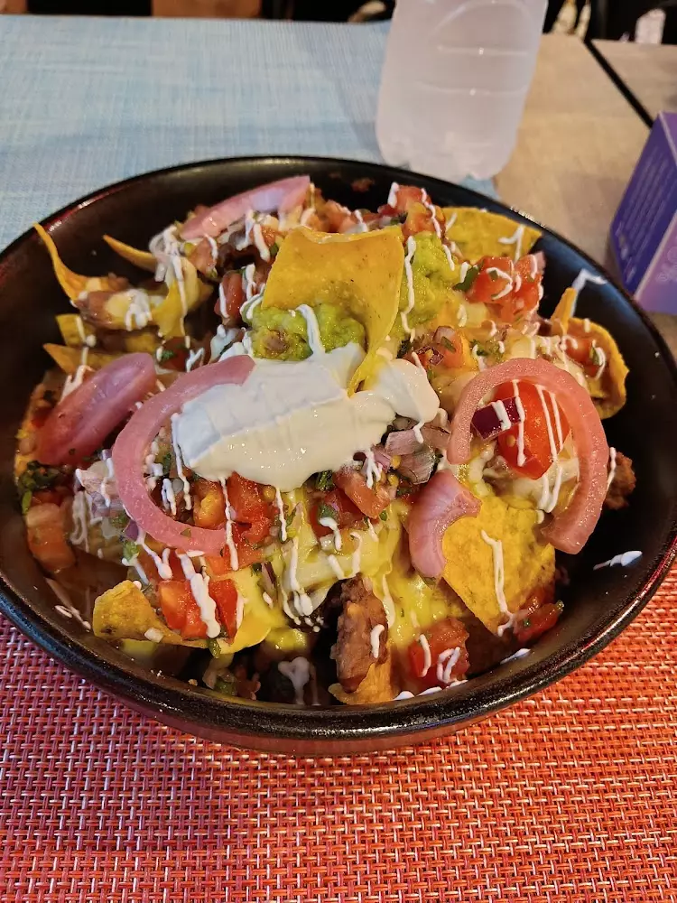 Chalong, Lucha Cantina Authentic Mexican – Chalong где находится