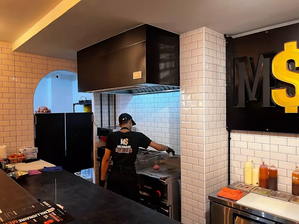 Surin, Millionaire Burgers как доехать