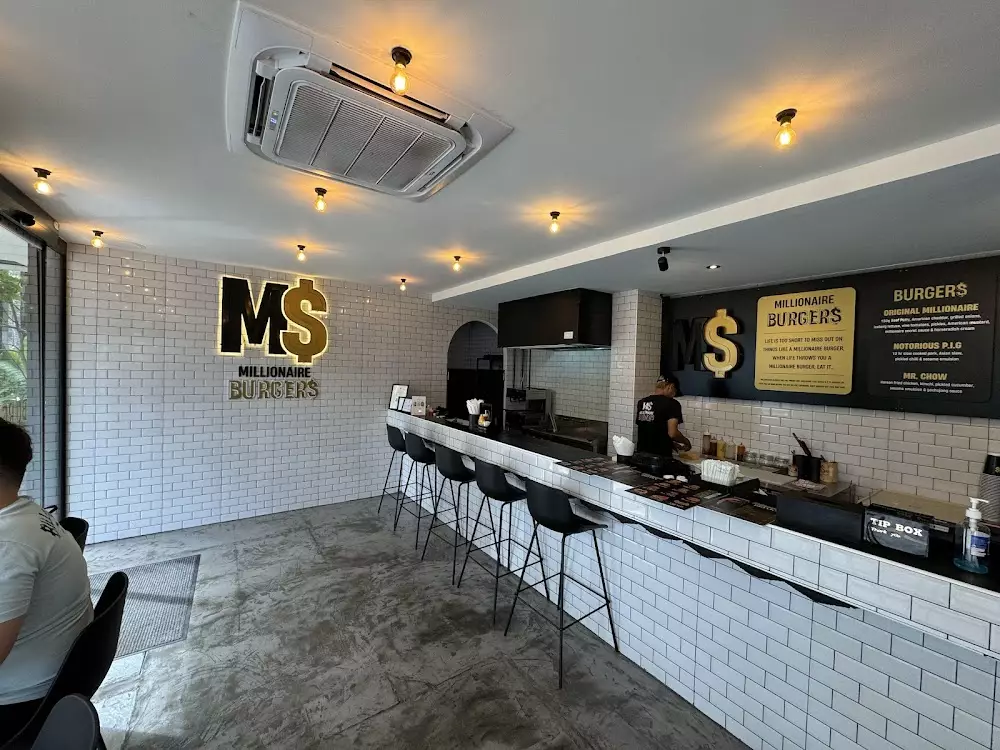 Surin, Millionaire Burgers где находится